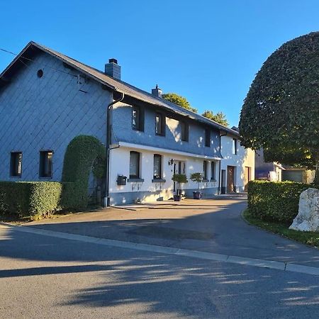 Haus Paesch Nahe See Mit Beheiztem Whirlpool/Sauna Butgenbach Exteriér fotografie