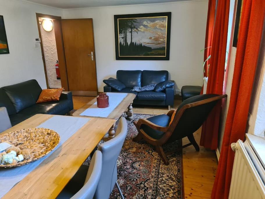 Haus Paesch Nahe See Mit Beheiztem Whirlpool/Sauna Butgenbach Exteriér fotografie